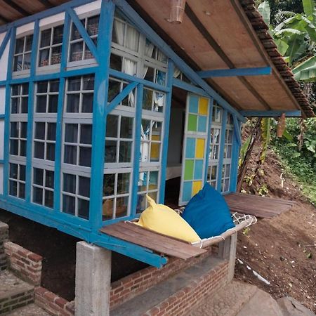 Kai Swargaloka Hotell Bandung Exteriör bild