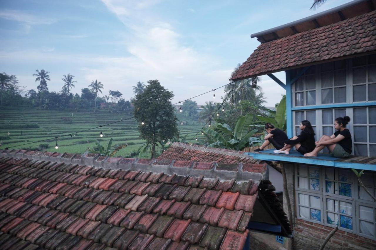 Kai Swargaloka Hotell Bandung Exteriör bild