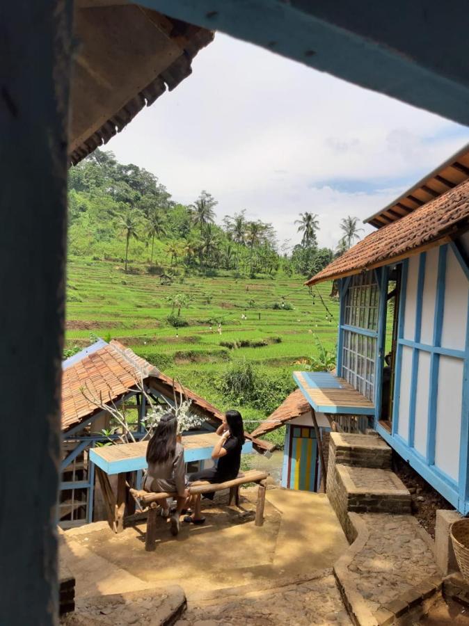 Kai Swargaloka Hotell Bandung Exteriör bild