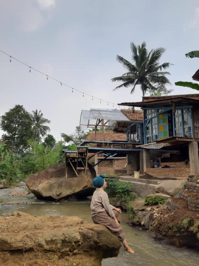Kai Swargaloka Hotell Bandung Exteriör bild