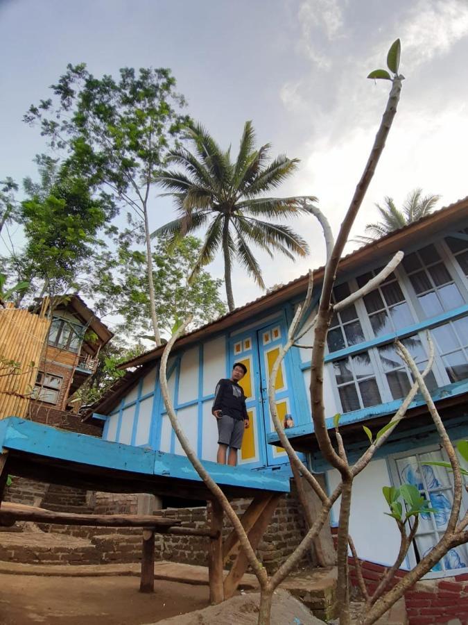 Kai Swargaloka Hotell Bandung Exteriör bild