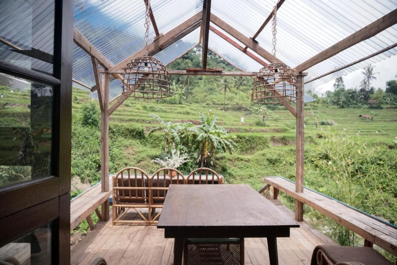 Kai Swargaloka Hotell Bandung Exteriör bild